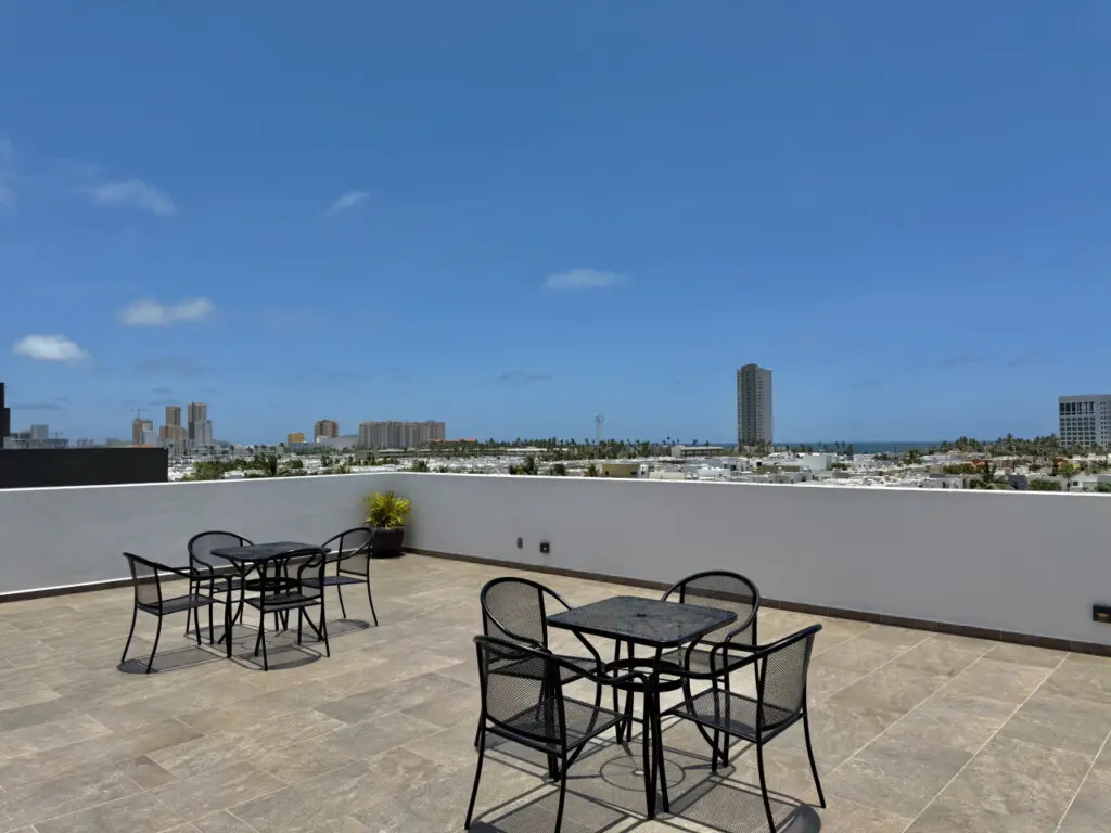 36943 411185 AyZbocdiHxyxEMAMGBKD7xRL3cq5kq8hBxfP8esizhc 686d8c8e8a784.jpg